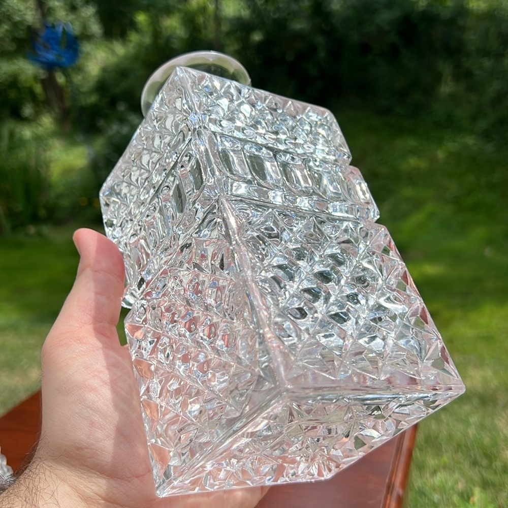 Heavy Cut Crystal Glass Liquor Decanter Whiskey Bourbon Vintage Parlor Lounge - Picture 12 of 13
